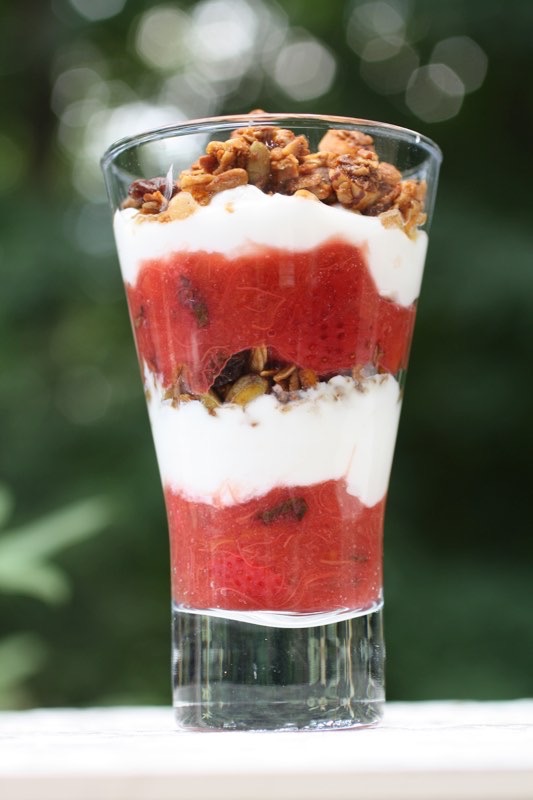 Yogurt Parfait with Granola