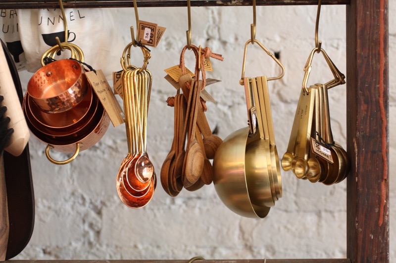 vintage measuring spoons